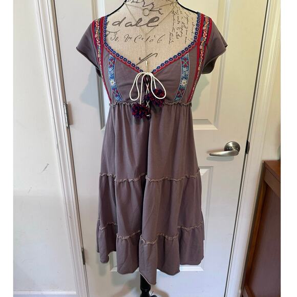 Free People Dresses & Skirts - Free People Women’s sz L Pom-pom Knee Length Dress Tiered BOHO Dress